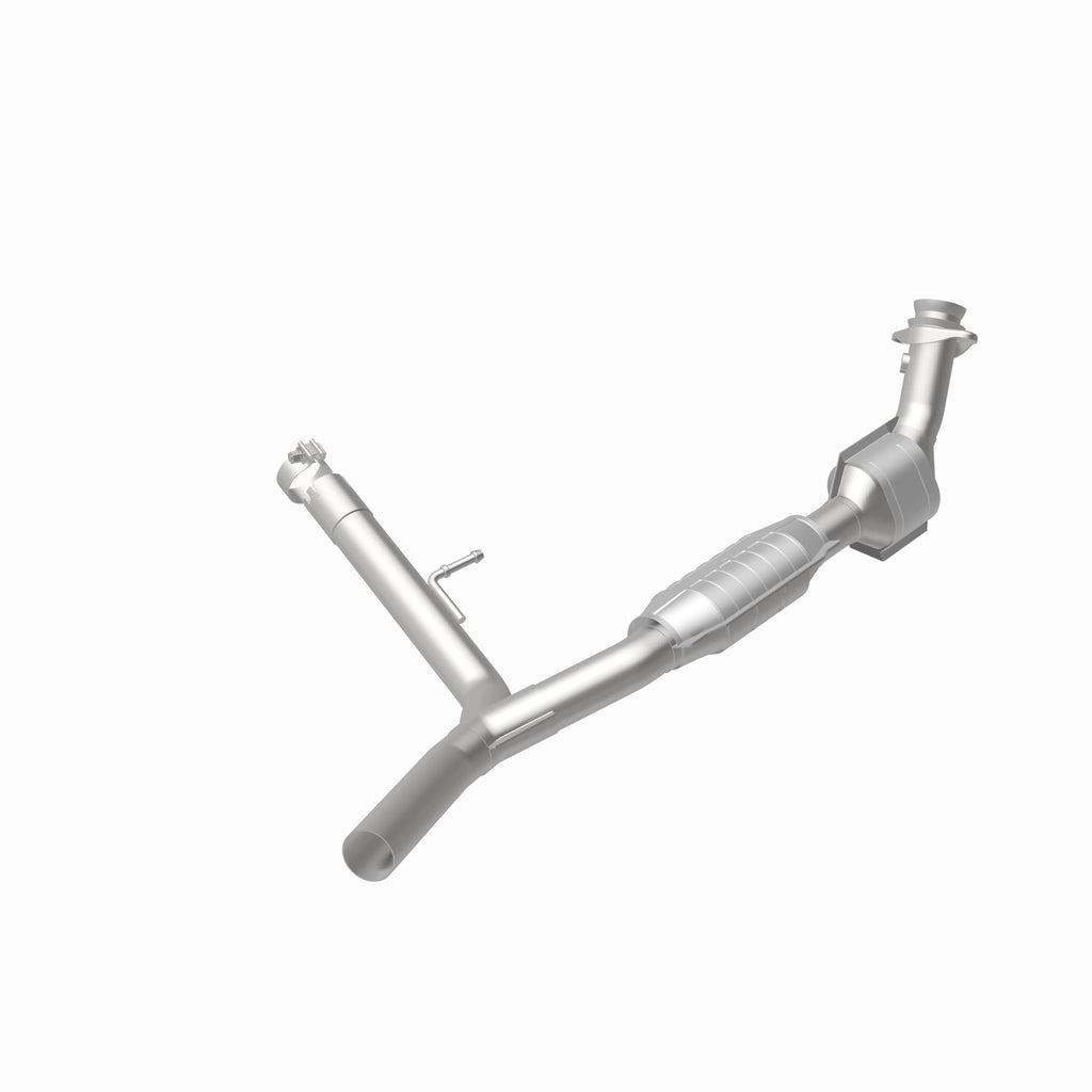 MagnaFlow Exhaust Products 49706 OEM Grade Direct-Fit Catalytic Converter for Select Ford F-150, Lincoln Mark LT