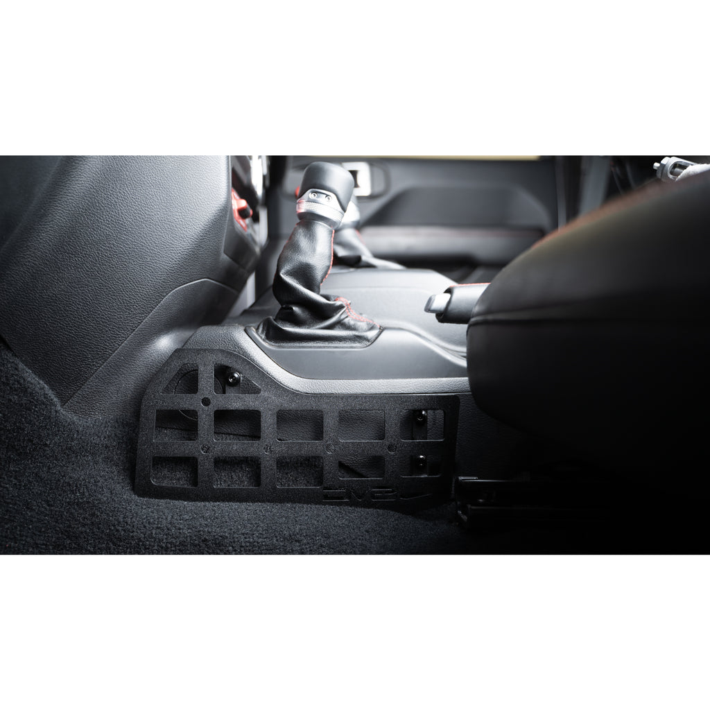18-23-Jeep-Wrangler-Center-Console-Molle-Panels