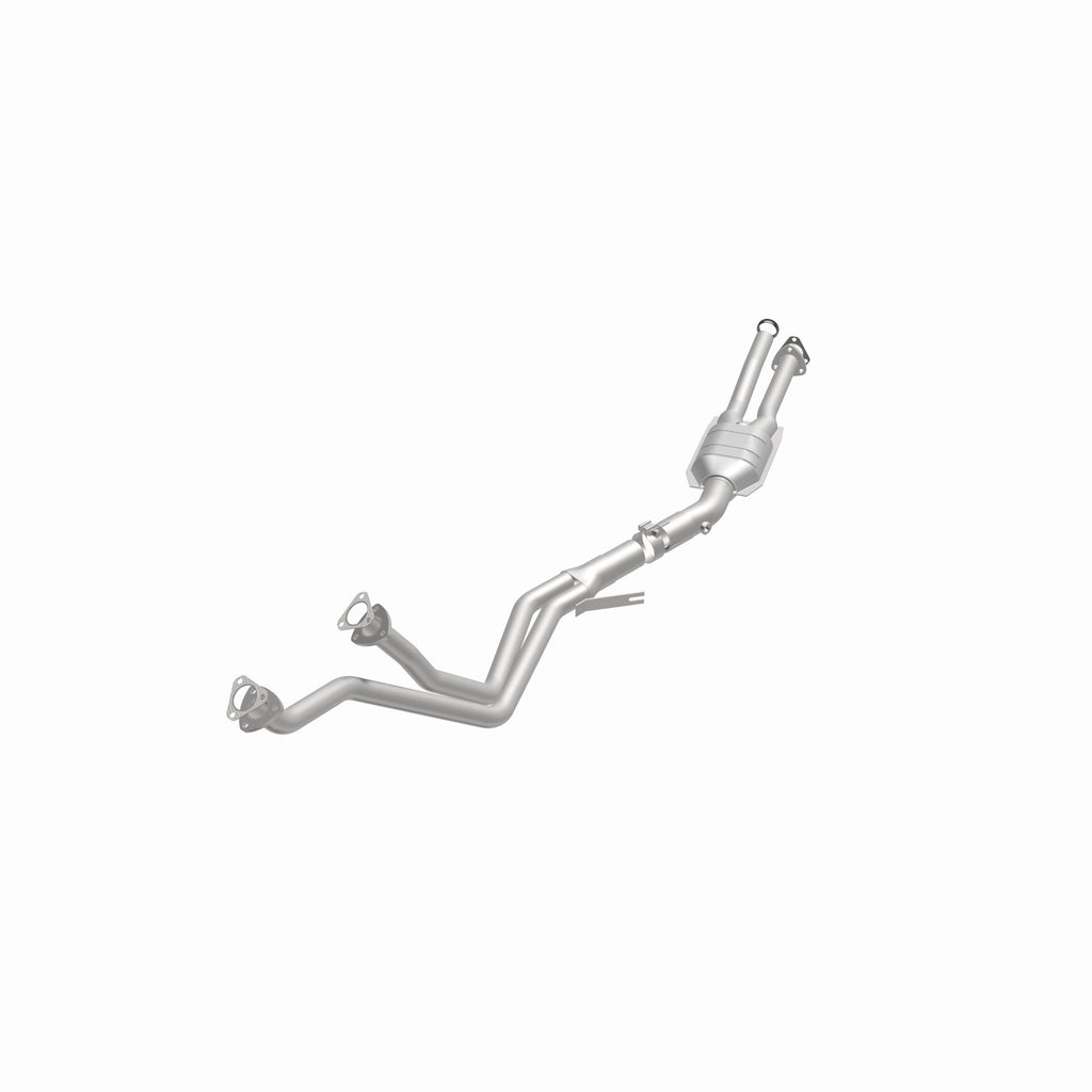 MagnaFlow Exhaust Products 23556 Standard Grade Direct-Fit Catalytic Converter for Select BMW 535i, BMW 635CSi