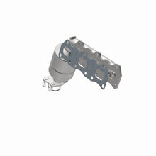 Load image into Gallery viewer, MagnaFlow Exhaust Products 51254 OEM Grade Manifold Catalytic Converter for Select Suzuki Grand Vitara, Suzuki XL-7