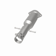 Load image into Gallery viewer, MagnaFlow Exhaust Products 5421913 California CARB Direct-Fit Catalytic Converter for Select Chevrolet Malibu, Pontiac G6, Saturn Aura