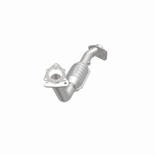 Load image into Gallery viewer, MagnaFlow Exhaust Products 23470 HM Grade Direct-Fit Catalytic Converter for Select Buick Roadmaster, Cadillac Commercial Chassis, Cadillac Fleetwood, Chevrolet Caprice, Chevrolet Commercial Chassis, Chevrolet Impala