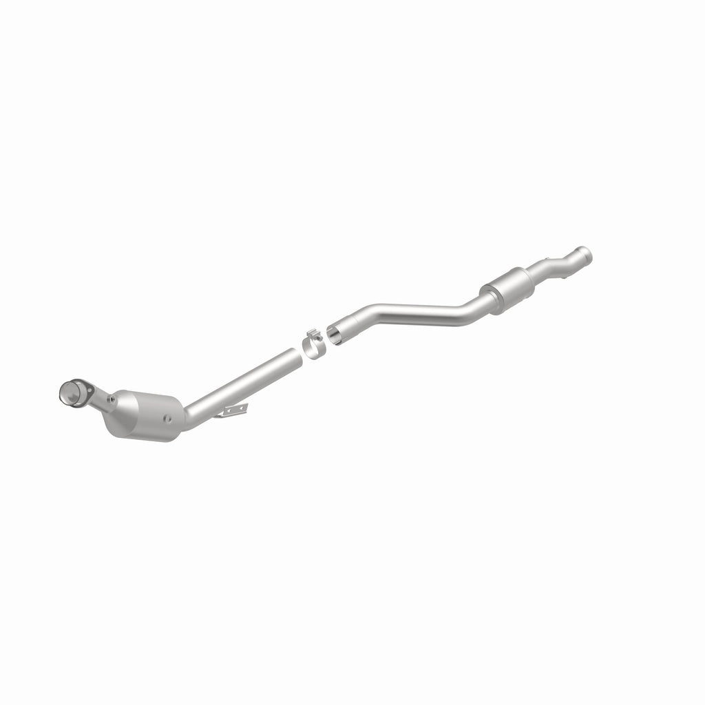 MagnaFlow Exhaust Products 21-570 OEM Grade Direct-Fit Catalytic Converter for Select Mercedes-Benz CL550, Mercedes-Benz S550