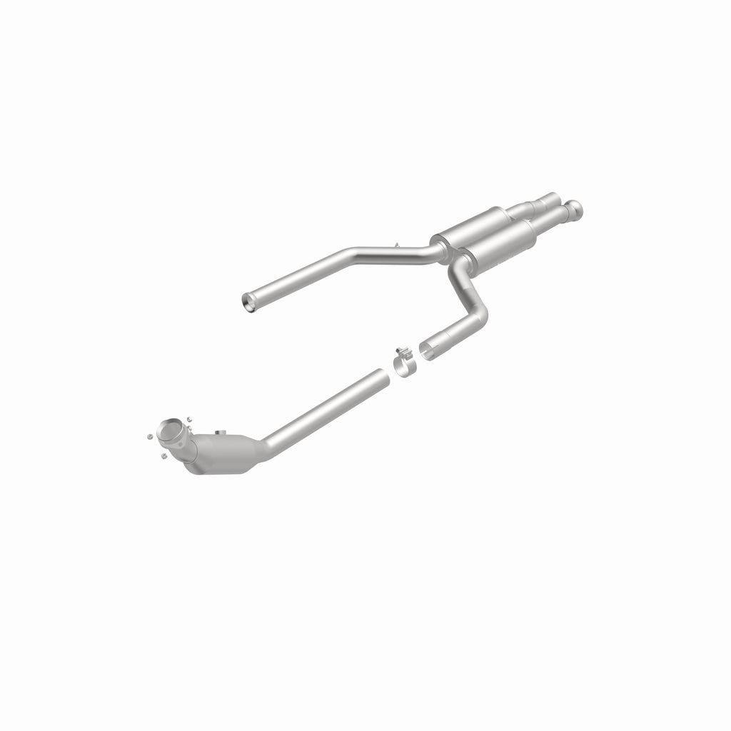 MagnaFlow Exhaust Products 52996 OEM Grade Direct-Fit Catalytic Converter for Select Mercedes-Benz E400