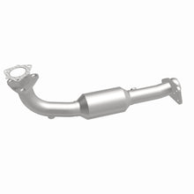 Load image into Gallery viewer, MagnaFlow Exhaust Products 3322471 California CARB Direct-Fit Catalytic Converter for Select Buick Commercial Chassis, Buick Roadmaster, Cadillac Commercial Chassis, Cadillac Fleetwood, Chevrolet Caprice, Chevrolet Impala