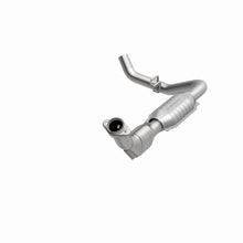 Load image into Gallery viewer, MagnaFlow Exhaust Products 51695 OEM Grade Direct-Fit Catalytic Converter for Select Ford Expedition, Ford F-150, Lincoln Navigator