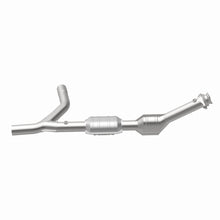 Load image into Gallery viewer, MagnaFlow Exhaust Products 23133 HM Grade Direct-Fit Catalytic Converter for Select Ford E-150, Ford E-150 Club Wagon, Ford E-150 Econoline, Ford E-150 Econoline Club Wagon, Ford E-250