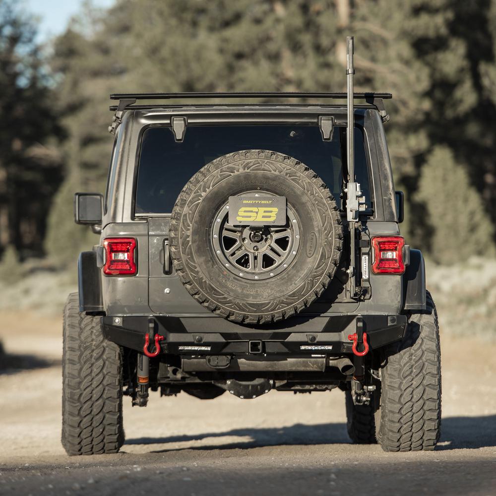 18C-Wrangler-Jl-24Dr-Hd-Pivot-Tire-Carrier;-Black-Powder-Coat