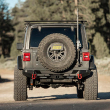 Load image into Gallery viewer, 18C-Wrangler-Jl-24Dr-Hd-Pivot-Tire-Carrier;-Black-Powder-Coat