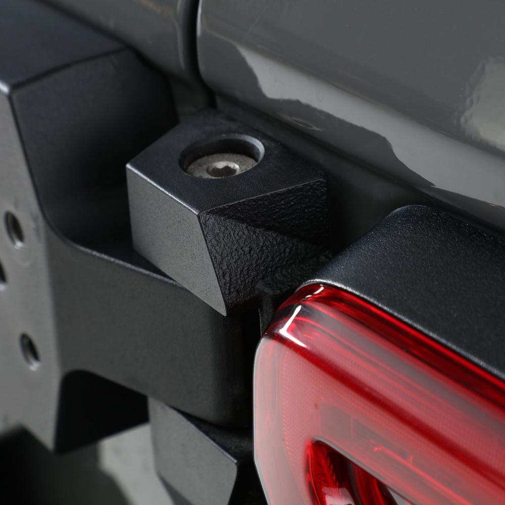 18C-Wrangler-Jl-24Dr-Hd-Pivot-Tire-Carrier;-Black-Powder-Coat
