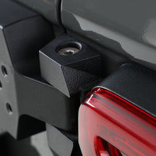 Load image into Gallery viewer, 18C-Wrangler-Jl-24Dr-Hd-Pivot-Tire-Carrier;-Black-Powder-Coat