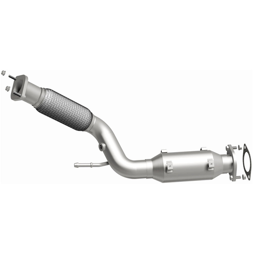 MagnaFlow Exhaust Products 280396 OEM Grade Direct-Fit Catalytic Converter for Select Nissan Rogue Sport
