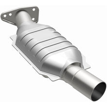 Load image into Gallery viewer, MagnaFlow Exhaust Products 93431 Standard Grade Direct-Fit Catalytic Converter for Select Buick Century, Buick Electra, Buick Estate Wagon, Buick LeSabre, Buick Regal, Buick Riviera, Cadillac DeVille, Cadillac Eldorado, Cadillac Fleetwood, Cadillac