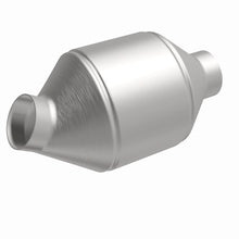 Load image into Gallery viewer, MagnaFlow Exhaust Products 51774 OEM Grade Universal Catalytic Converter for Select Honda HR-V, Jeep Grand Cherokee, Jeep Wrangler