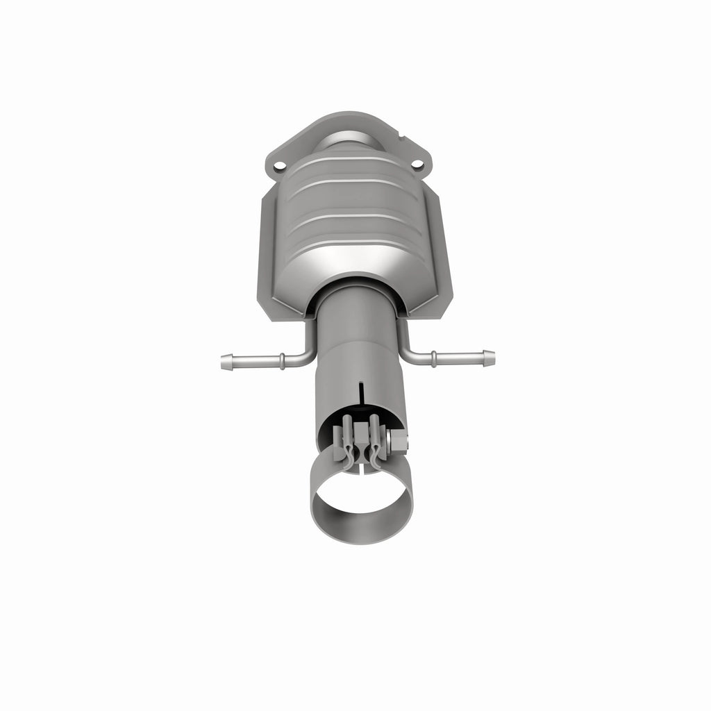 MagnaFlow Exhaust Products 51913 OEM Grade Direct-Fit Catalytic Converter for Select Chevrolet Malibu, Pontiac G6, Saturn Aura