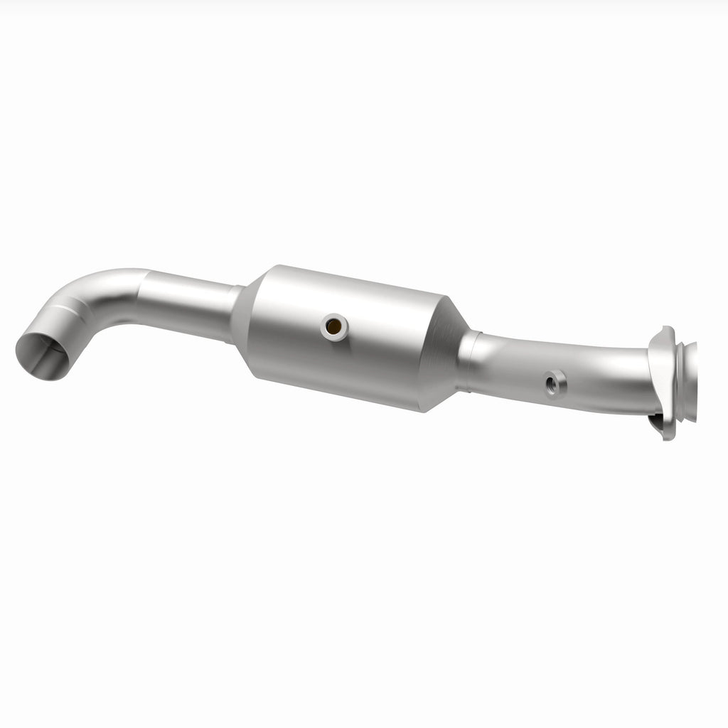 MagnaFlow Exhaust Products 280218 OEM Grade Direct-Fit Catalytic Converter for Select Ford Expedition, Lincoln Navigator