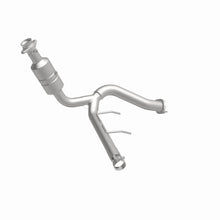 Load image into Gallery viewer, MagnaFlow Exhaust Products 5551295 California CARB Direct-Fit Catalytic Converter for Select Ford F-150