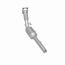Load image into Gallery viewer, MagnaFlow Exhaust Products 5561377 California CARB Direct-Fit Catalytic Converter for Select Volkswagen Beetle