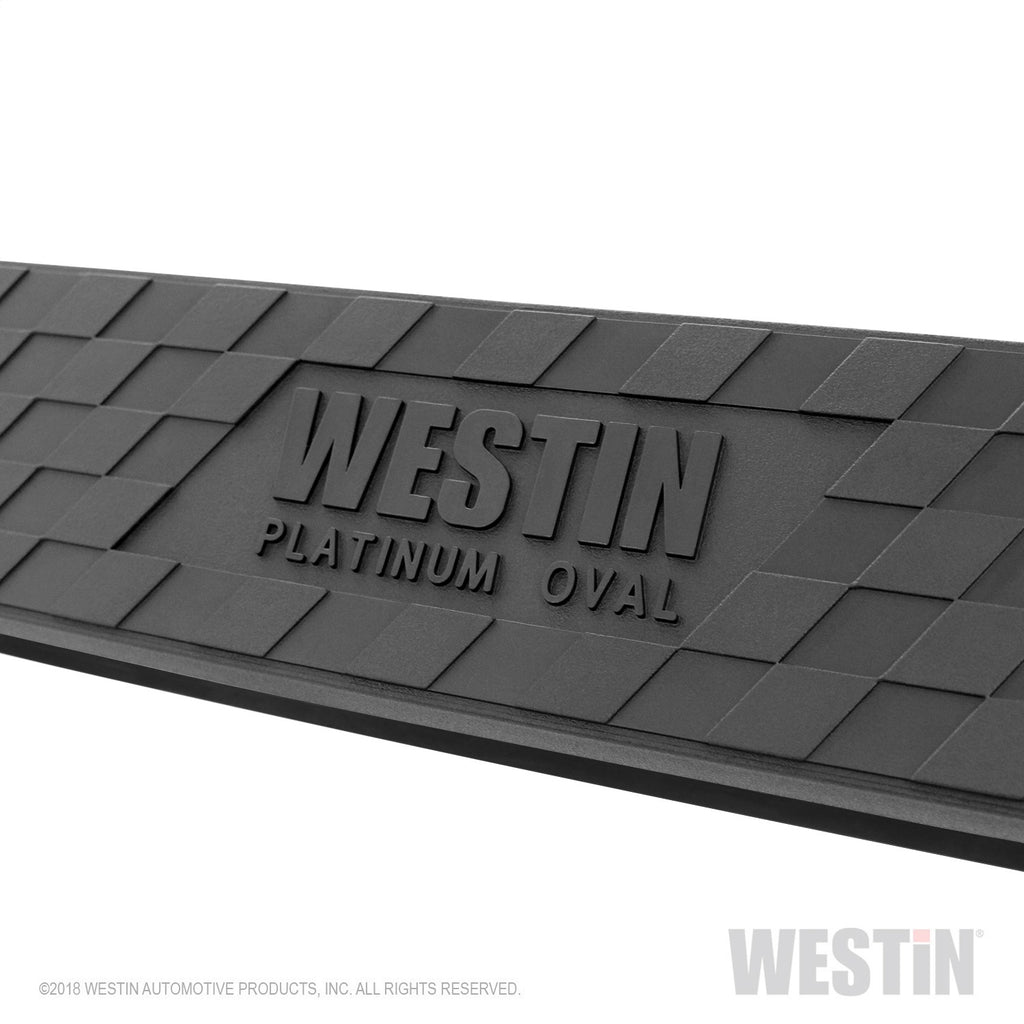 19-20-Dodge-Ram-1500-Crew-Cab-Platinum-4-Oval-Nerf-Step-Bars---Black