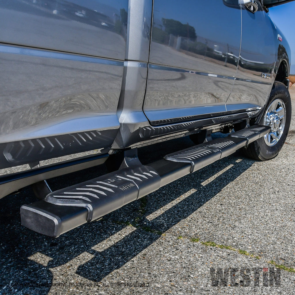 19-20-Ram-25003500-Crew-Cab-(6.5Ft-Bed)-R5-M-Series-W2w-Nerf-Step-Bars---Textured-Black