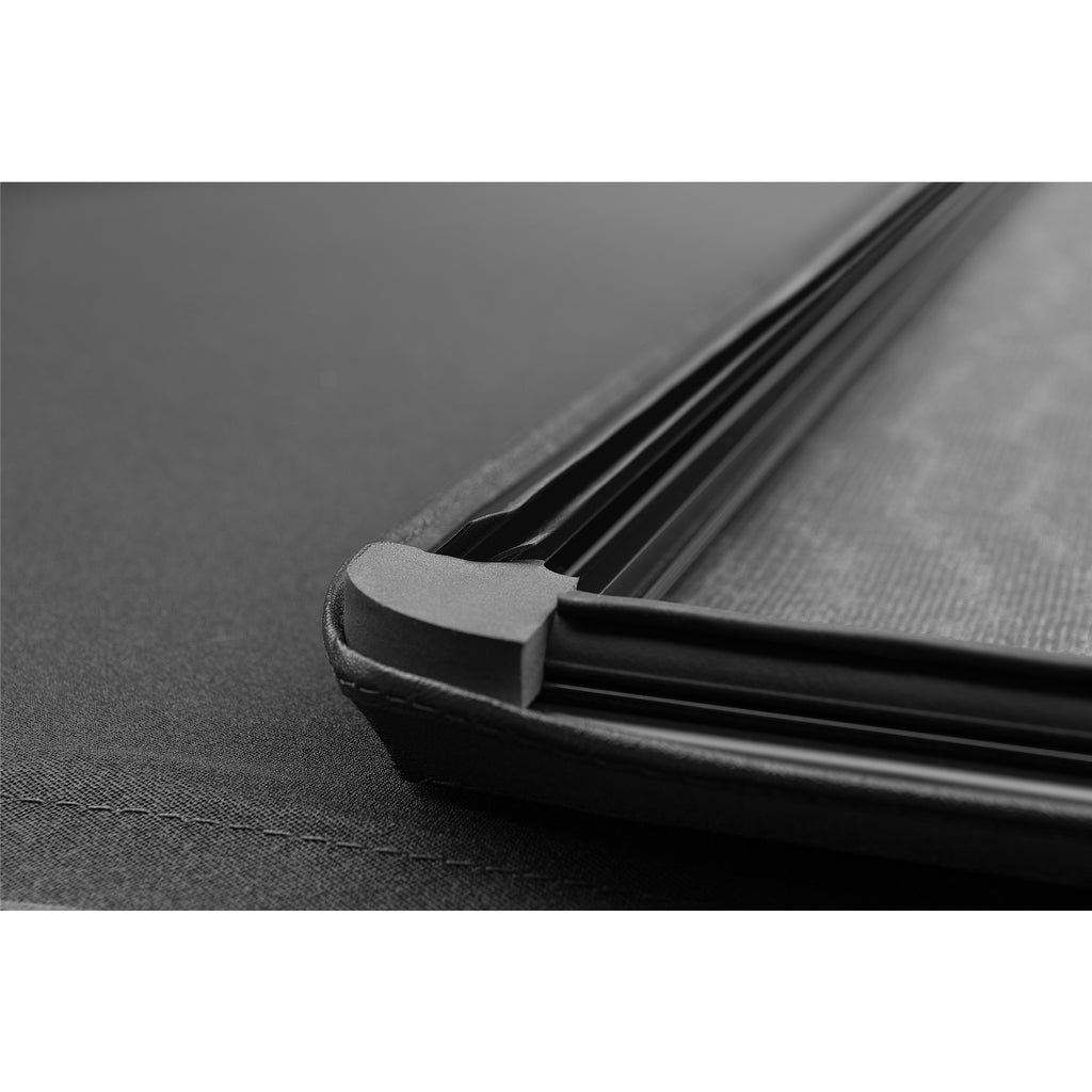 19-23-Chevrolet-Silverado-1500-(5.5Ft.-Bed)-Genesis-Elite-Tri-Fold-Tonneau-Cover---Black