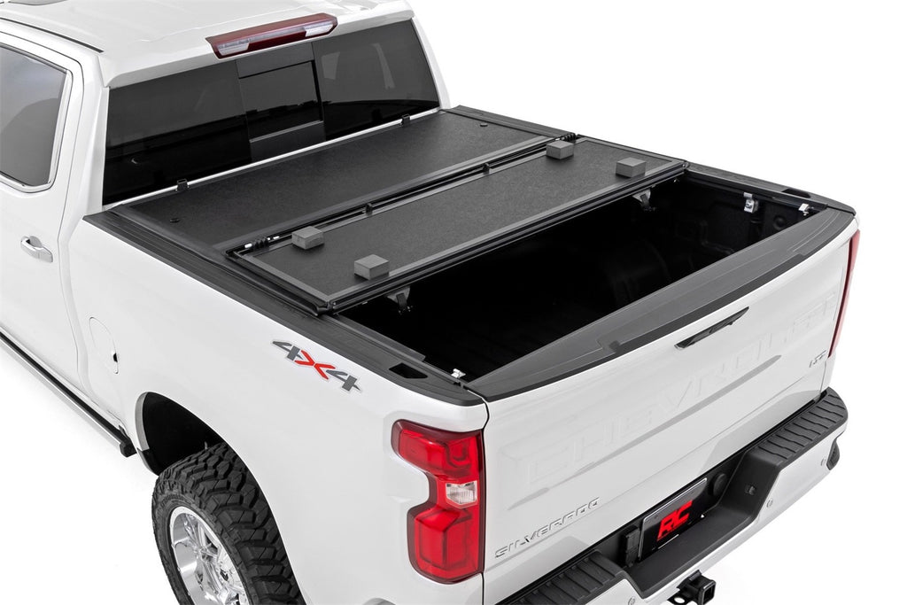 Rough Country 47120650B Hard Low Profile Bed Cover for Select Chevrolet Silverado 1500, GMC Sierra