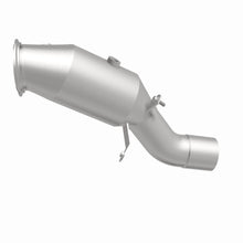 Load image into Gallery viewer, MagnaFlow Exhaust Products 52258 OEM Grade Direct-Fit Catalytic Converter for Select BMW 535i, BMW 535i GT, BMW 535i GT xDrive, BMW 535i xDrive, BMW 640i, BMW 640i Gran Coupe, BMW 640i xDrive, BMW 640i xDrive Gran Coupe, BMW X5, BMW X6