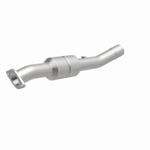 Load image into Gallery viewer, MagnaFlow Exhaust Products 93479 HM Grade Direct-Fit Catalytic Converter for Select Chevrolet Silverado HD, Chevrolet Suburban 2500, GMC Sierra HD, GMC Yukon XL