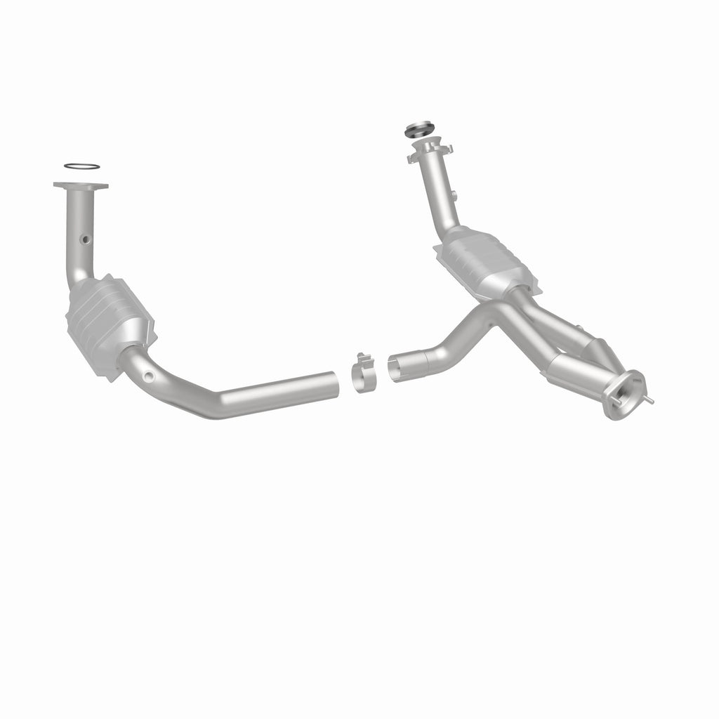 MagnaFlow Exhaust Products 51097 OEM Grade Direct-Fit Catalytic Converter for Select Cadillac Escalade, Chevrolet Avalanche 1500, Chevrolet Silverado 1500, Chevrolet Silverado Classic, Chevrolet Silverado 2500, Chevrolet Suburban 1500, Chevrolet Tahoe,