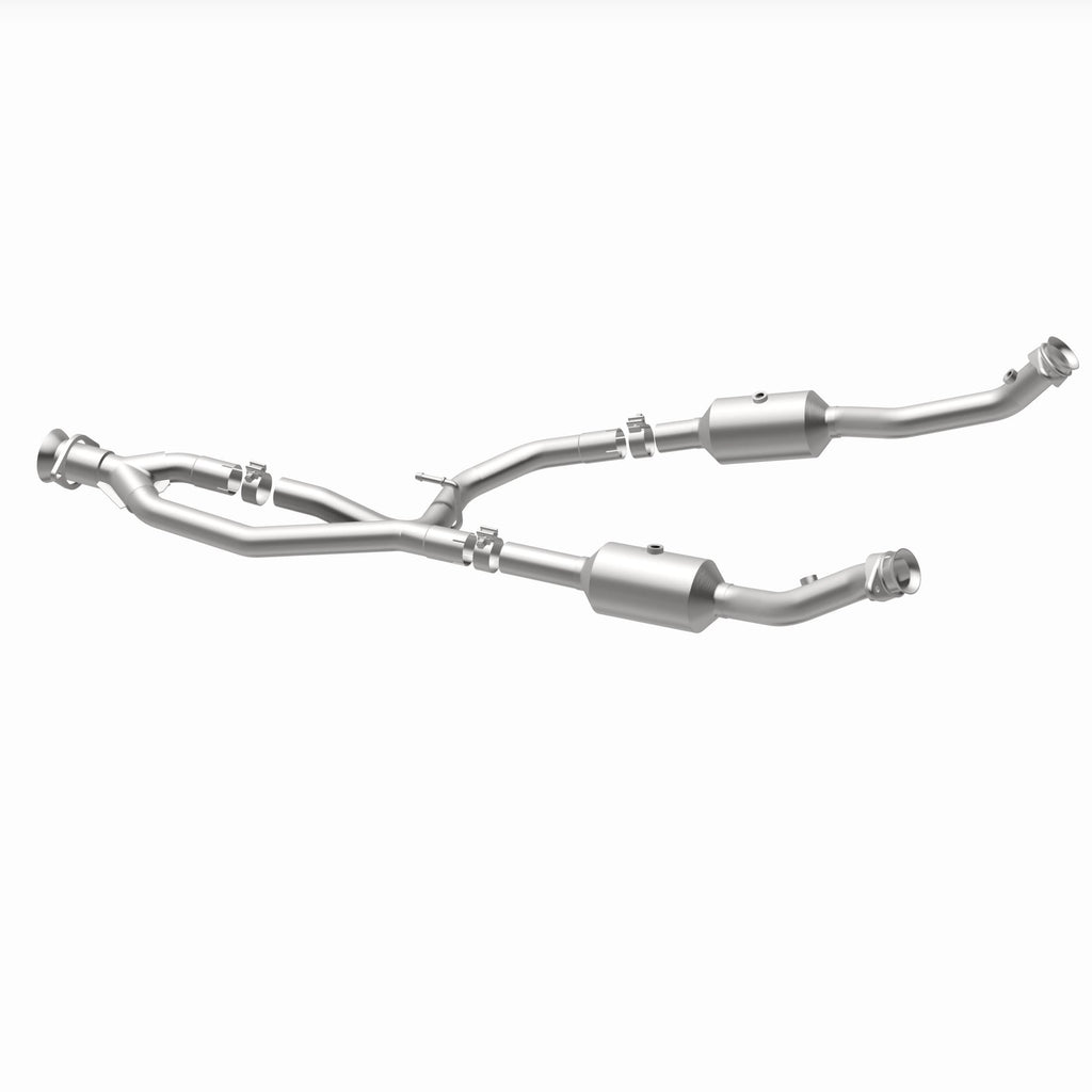 MagnaFlow Exhaust Products 280248 OEM Grade Direct-Fit Catalytic Converter for Select Ford Transit-150, Ford Transit-250, Ford Transit-350, Ford Transit-350 HD
