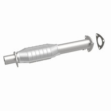 Load image into Gallery viewer, MagnaFlow Exhaust Products 93483 Standard Grade Direct-Fit Catalytic Converter for Select Chevrolet S10, GMC Sonoma