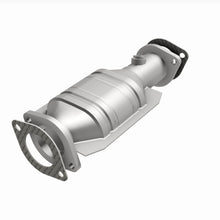 Load image into Gallery viewer, MagnaFlow Exhaust Products 441704 California CARB Direct-Fit Catalytic Converter for Select INFINITI I30, Nissan Maxima