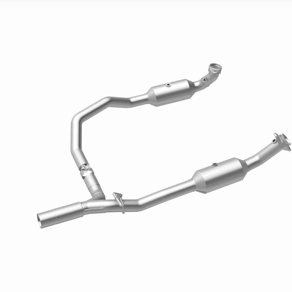 MagnaFlow Exhaust Products 280014 OEM Grade Direct-Fit Catalytic Converter for Select Ford E-350 Super Duty, Ford E-450 Super Duty