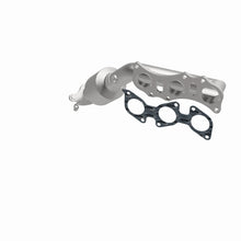 Load image into Gallery viewer, MagnaFlow Exhaust Products 5481341 California CARB Manifold Catalytic Converter for Select Toyota 4Runner, Toyota FJ Cruiser, Toyota Tacoma, Toyota Tundra