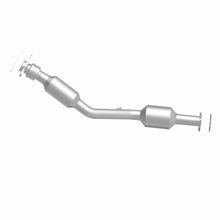 Load image into Gallery viewer, MagnaFlow Exhaust Products 5481722 California CARB Direct-Fit Catalytic Converter for Select Saturn Vue