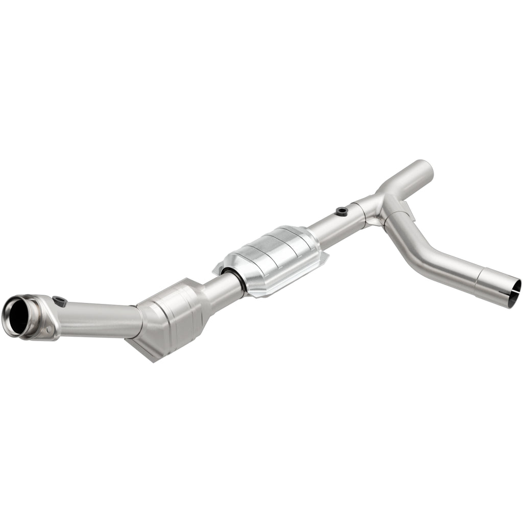 MagnaFlow Exhaust Products 458002 California CARB Direct-Fit Catalytic Converter for Select Ford E-150, Ford E-150 Club Wagon, Ford E-250