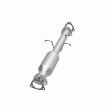 Load image into Gallery viewer, MagnaFlow Exhaust Products 23462 HM Grade Direct-Fit Catalytic Converter for Select Chevrolet S10, GMC Sonoma, Isuzu Hombre