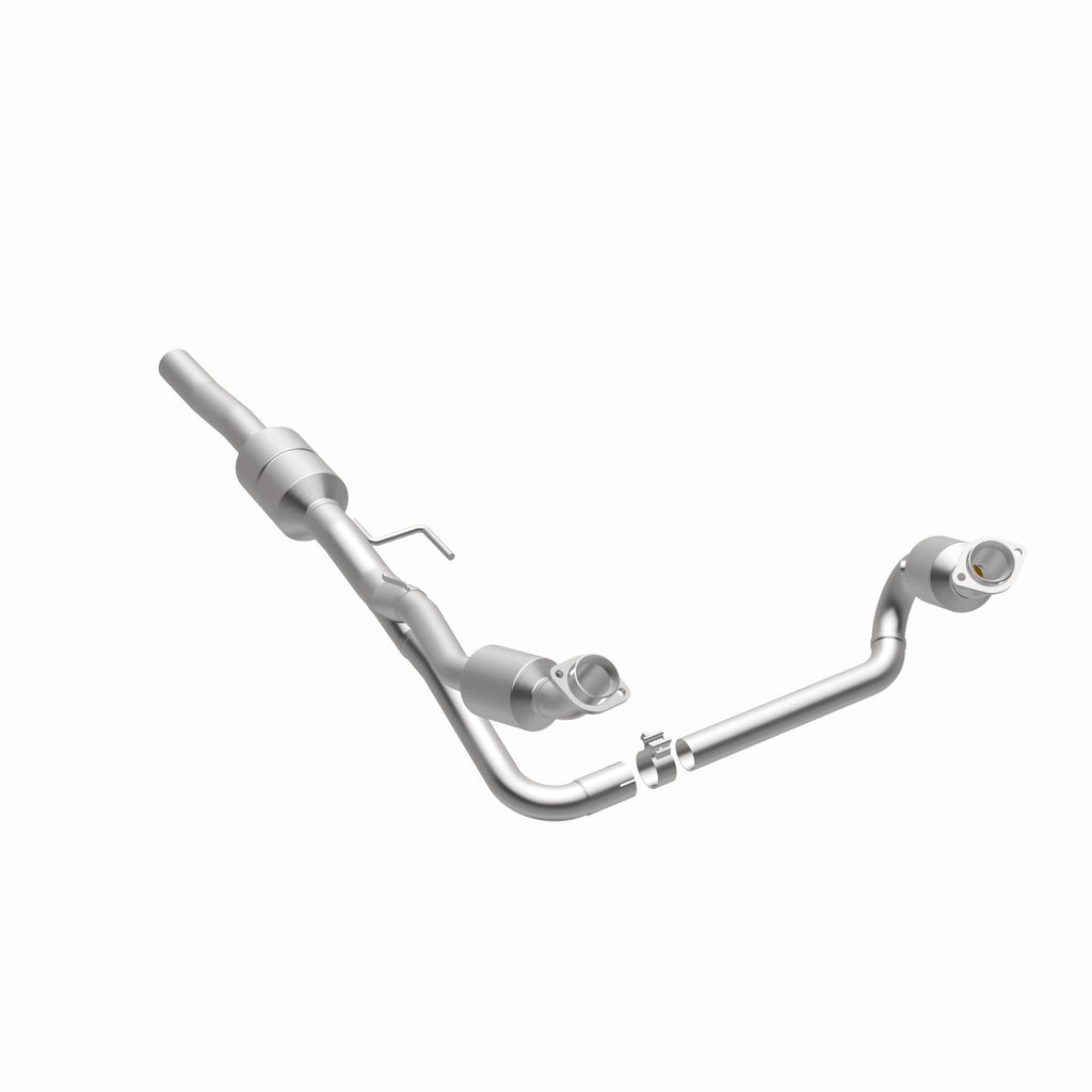 MagnaFlow Exhaust Products 51348 OEM Grade Direct-Fit Catalytic Converter for Select Dodge Durango