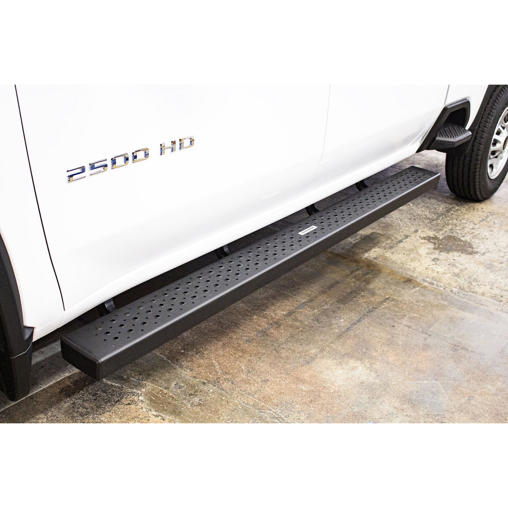 19C-SilvSierra-150020C-Gm-25003500-Crew-Side-Steps-Black-Hd-Side-BarsOe-Xtreme-Brackets