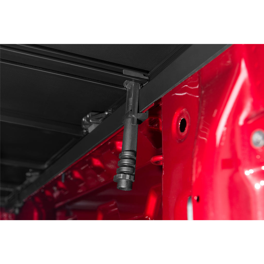 19C-Silverado-1500-8Ft-Bed-Tonneau-Genesis-Trifold