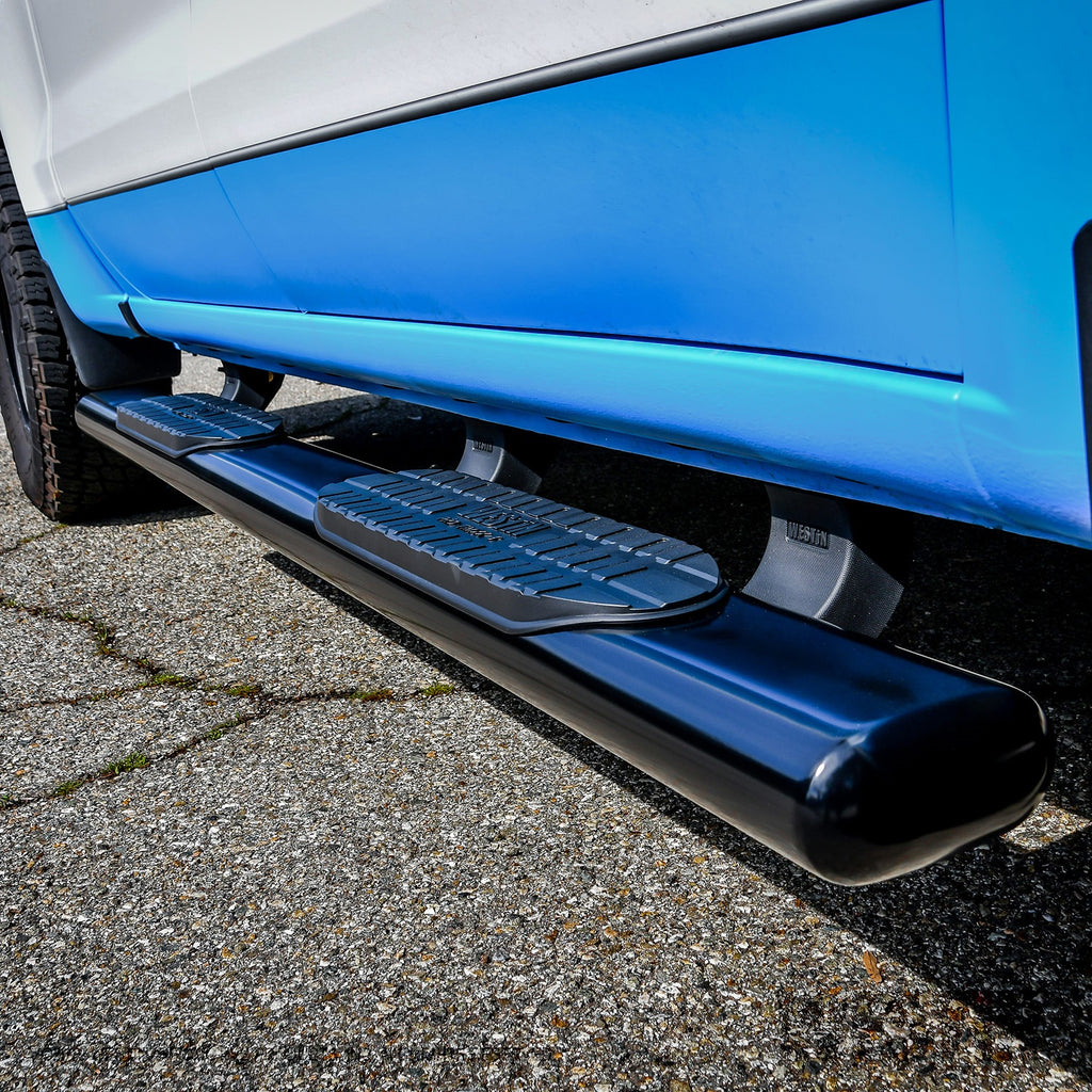 19C-SilveradoSierra-150020C-SilveradoSierra-25003500-Crew-Cab-Black-Pro-Traxx-6-Oval-Nerf-Bars