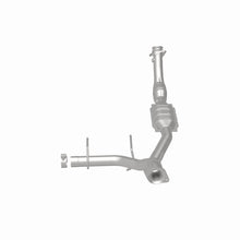 Load image into Gallery viewer, MagnaFlow Exhaust Products 24414 HM Grade Direct-Fit Catalytic Converter for Select Ford Expedition