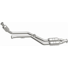 Load image into Gallery viewer, MagnaFlow Exhaust Products 444059 California CARB Direct-Fit Catalytic Converter for Select Mercedes-Benz CLK320