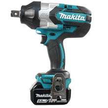 Load image into Gallery viewer, Makita DTW1001RTE 3/4&quot; Cordless High Torque Impact Wrench With Brushless Motor