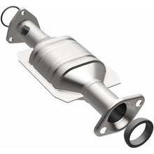 Load image into Gallery viewer, MagnaFlow Exhaust Products 27401 HM Grade Direct-Fit Catalytic Converter for Select Honda Odyssey