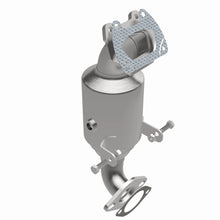 Load image into Gallery viewer, MagnaFlow Exhaust Products 22-191 OEM Grade Manifold Catalytic Converter for Select Ram ProMaster 1500, Ram ProMaster 2500, Ram ProMaster