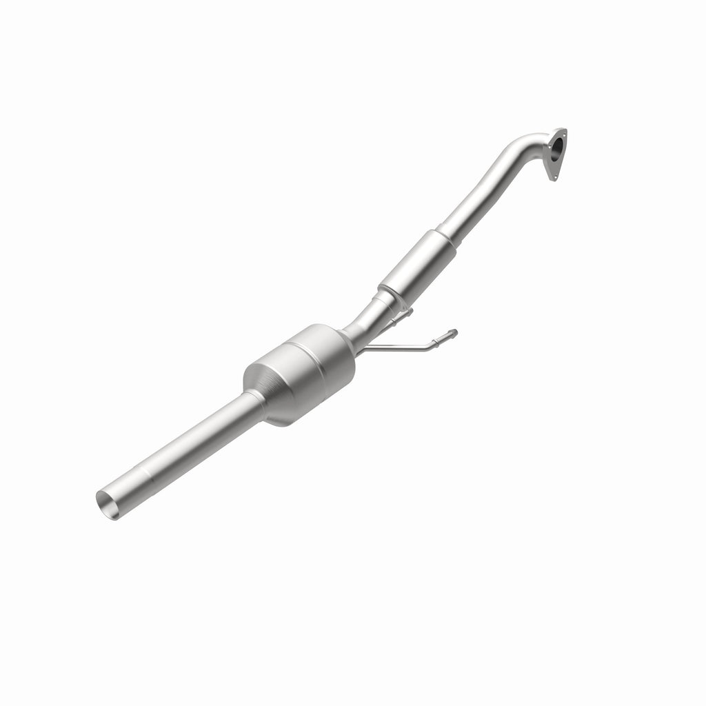 MagnaFlow Exhaust Products 52426 OEM Grade Direct-Fit Catalytic Converter for Select Volkswagen Beetle, Volkswagen Golf, Volkswagen Jetta