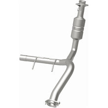 Load image into Gallery viewer, MagnaFlow Exhaust Products 52418 OEM Grade Direct-Fit Catalytic Converter for Select Ford Expedition, Ford F-150, Lincoln Navigator