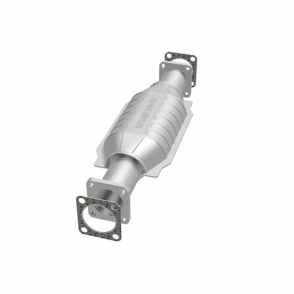 MagnaFlow Exhaust Products 3391657 California CARB Direct-Fit Catalytic Converter for Select Isuzu Pickup, Isuzu Rodeo, Isuzu Trooper