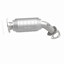 Load image into Gallery viewer, MagnaFlow Exhaust Products 22960 HM Grade Direct-Fit Catalytic Converter for Select Audi A4, Audi A4 Quattro, Volkswagen Passat